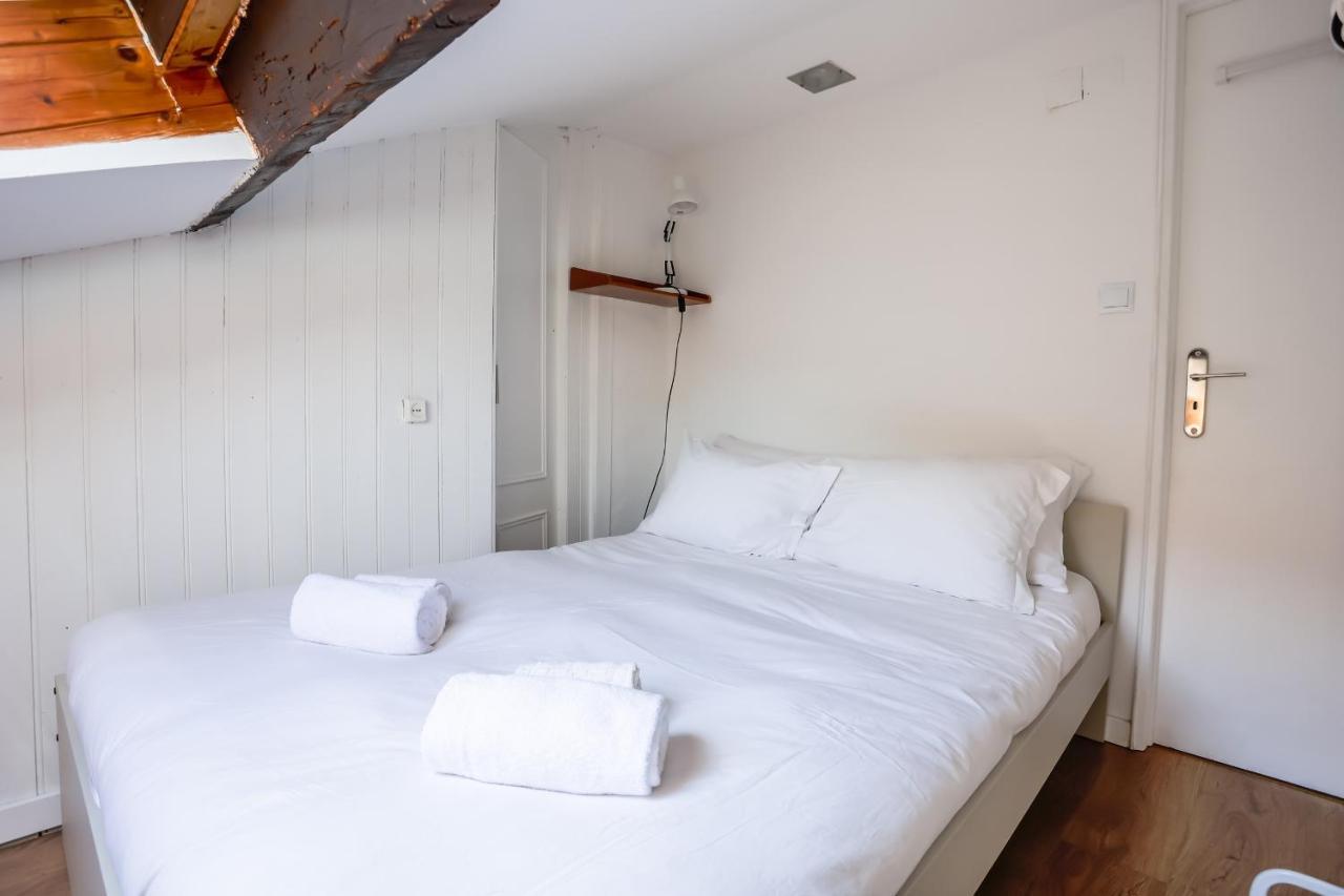 Cozy 3 Bedroom Apt In Lively Bairro Alto Lisabona Exterior foto