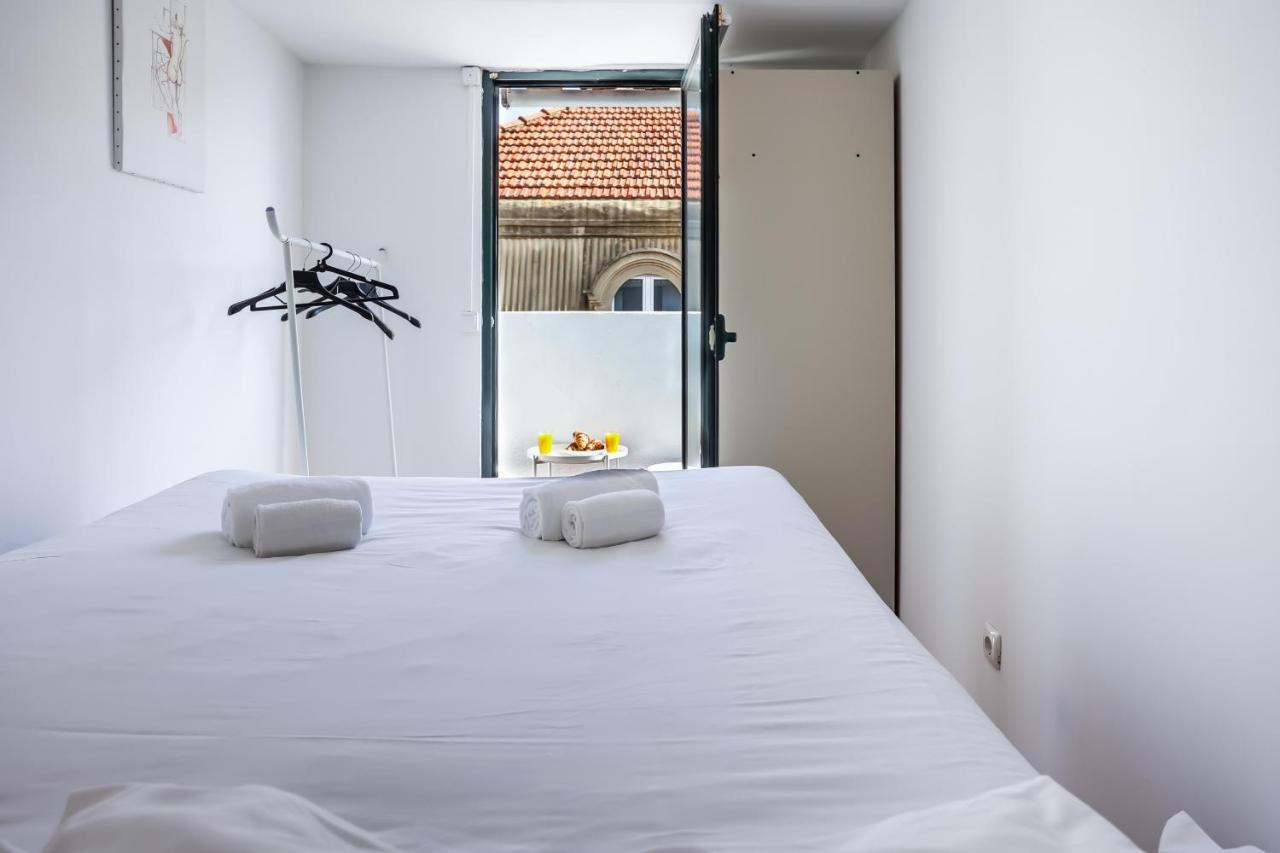 Cozy 3 Bedroom Apt In Lively Bairro Alto Lisabona Exterior foto
