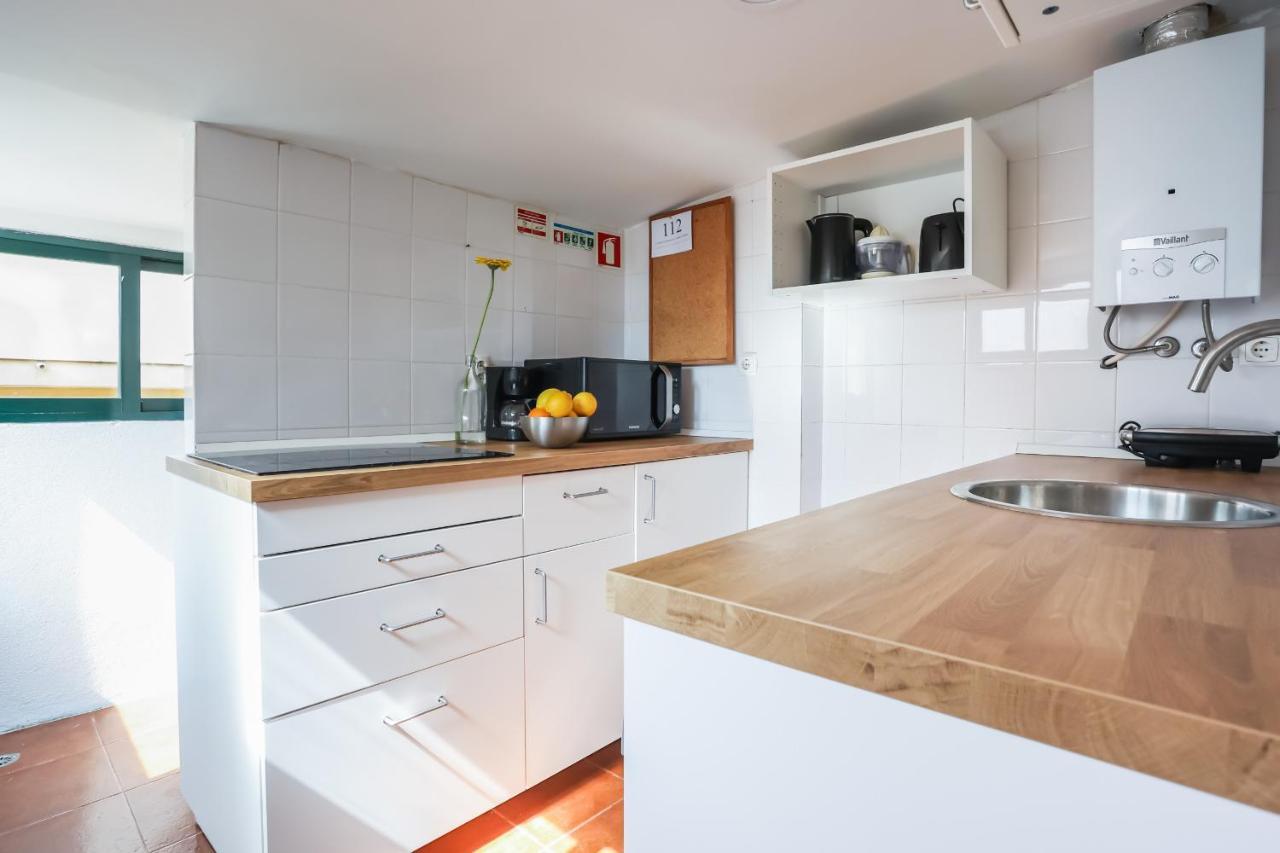 Cozy 3 Bedroom Apt In Lively Bairro Alto Lisabona Exterior foto